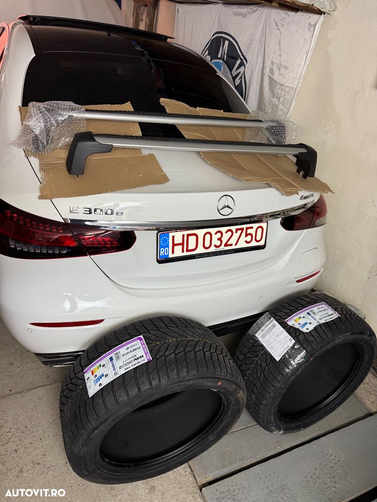 Mercedes-Benz E 300 4Matic 9G-TRONIC Avantgarde - 38