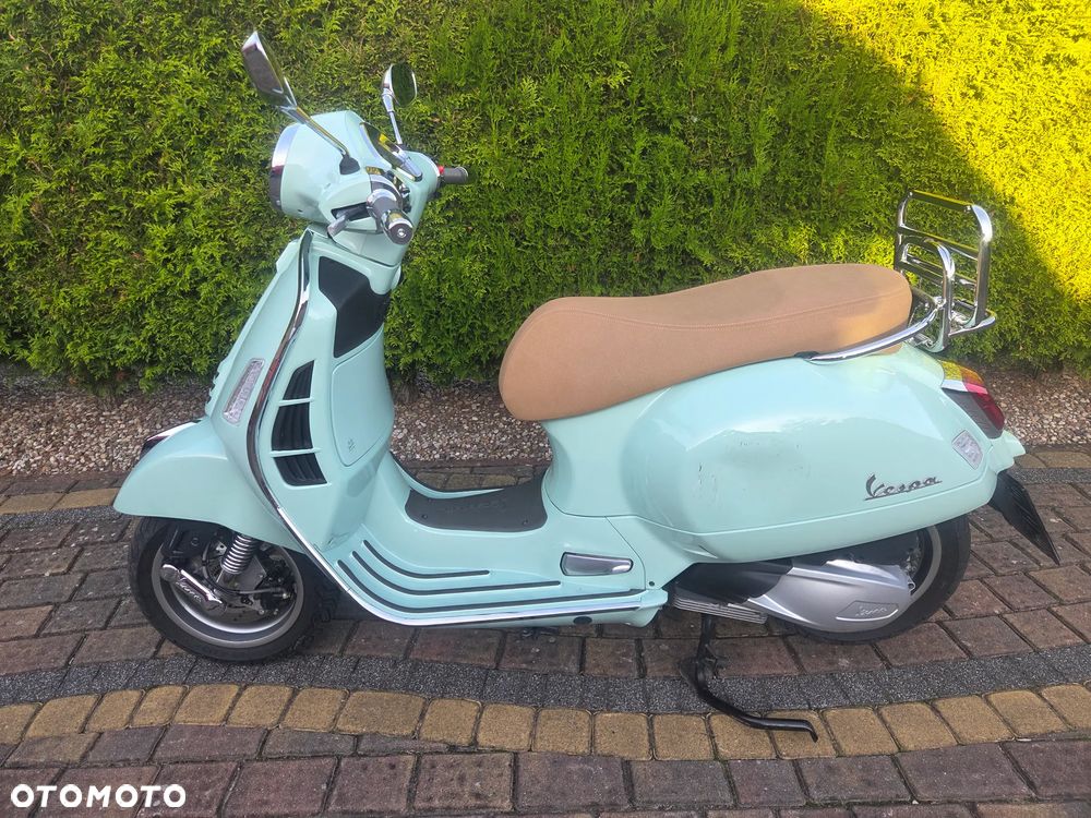 Vespa GTS - 7