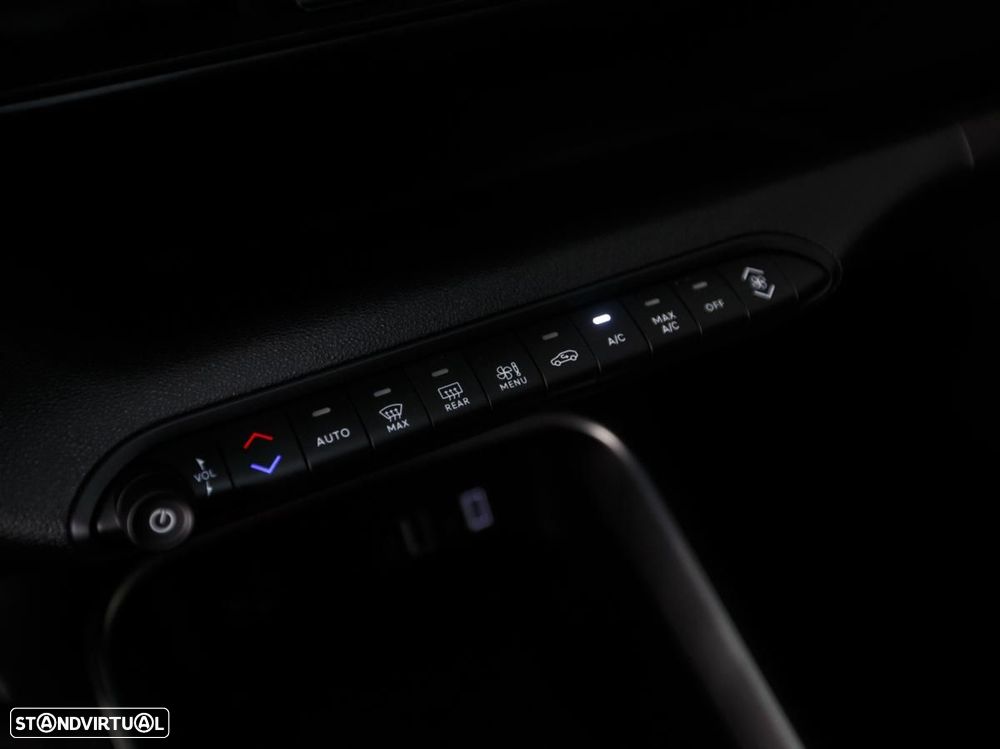 Jeep Avenger 1.2 GSE T3 Turbo-Benzin GDI Altitude - 24