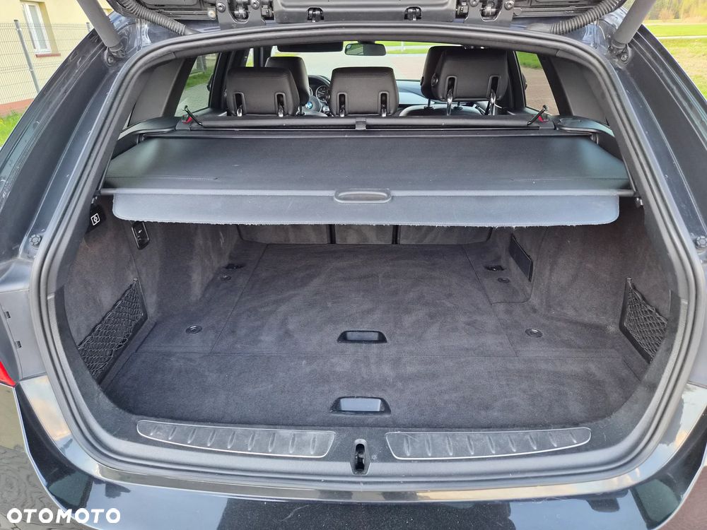 BMW Seria 3 320d xDrive Sport-Aut Sport Line - 19