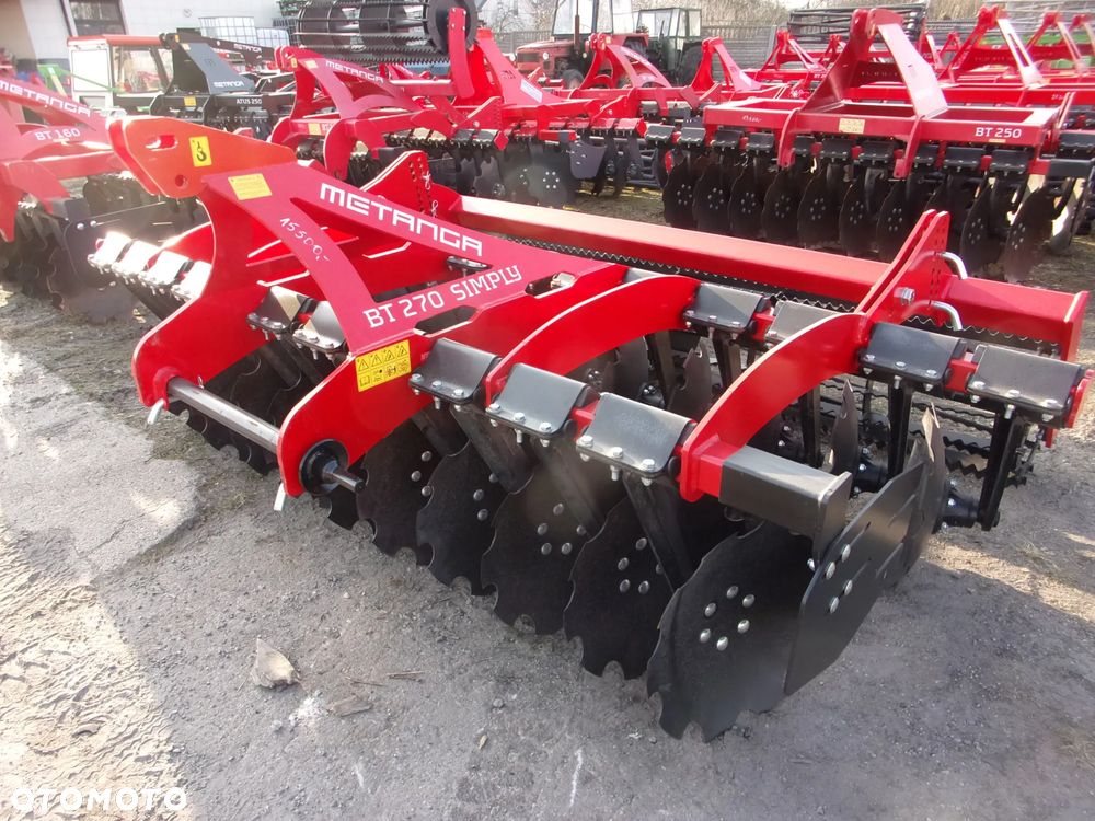 Akpil Brona Talerzowa Ciężka Hydraulicznie Składana BTCH 40 Euro-Masz, Brona talerzowa kompaktowa BT250, BT270, BT300 Metanga, Bomet, Euro-Masz; Brona talerzowa mini-simply BT160, BT180, BT200, BT220 Metanga, Euro-Masz, Brona talerzowa 2-walcowa typu "V", 4-walcowa typu "X" Bomet, Akpil - 36