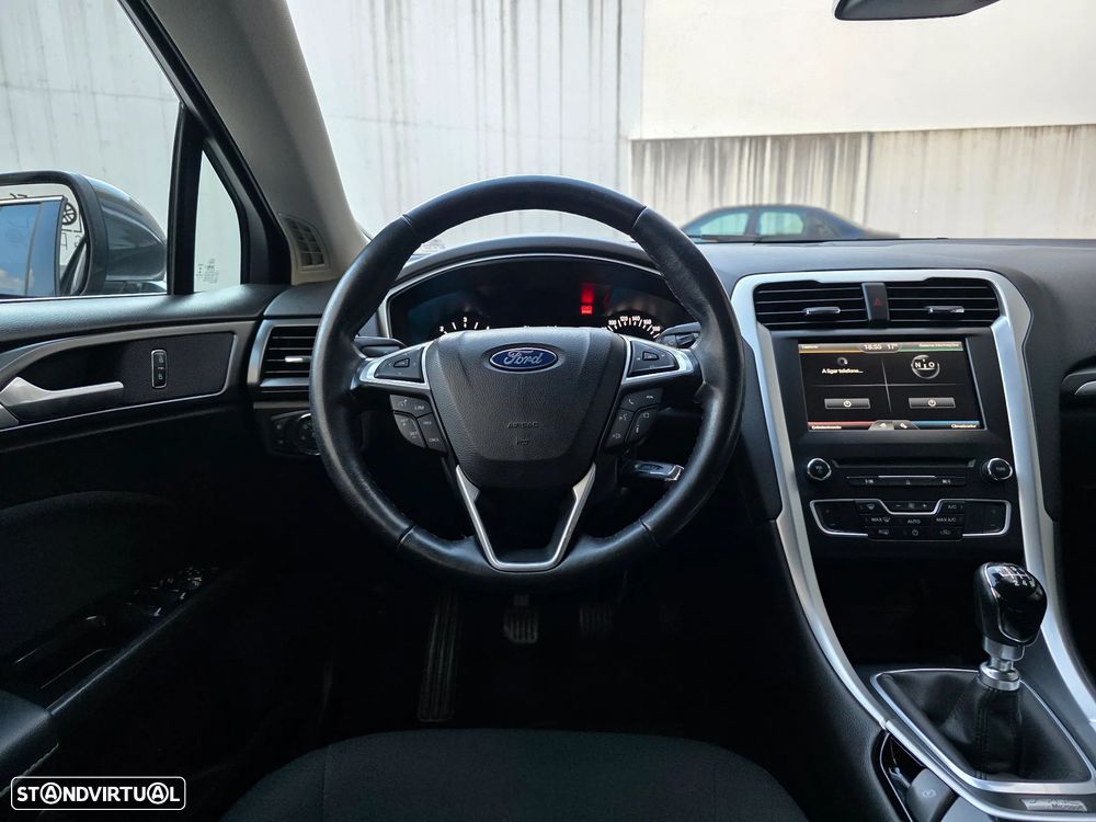 Ford Mondeo SW 1.5 TDCi Titanium - 40