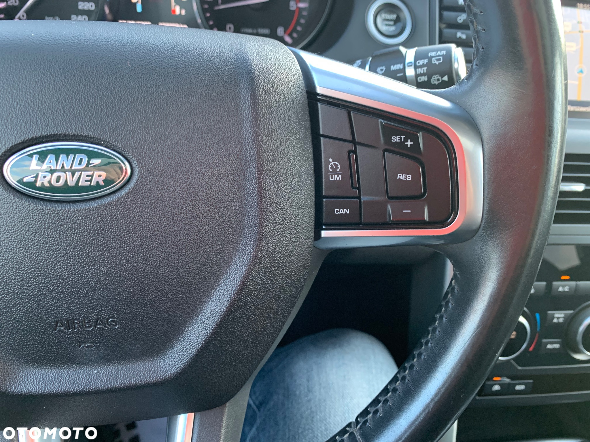 Land Rover Discovery - 23