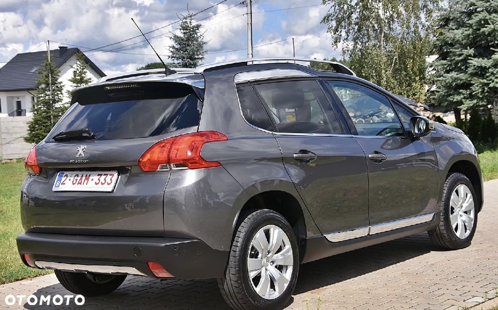 Peugeot 2008 1.2 VTi Allure - 9