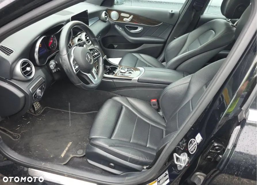 Mercedes-Benz Klasa C 300 4Matic 9G-TRONIC AMG Line - 7