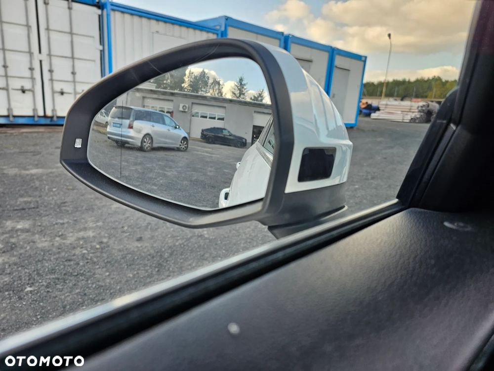 Audi A4 Avant 2.0 TDI S tronic quattro sport - 30