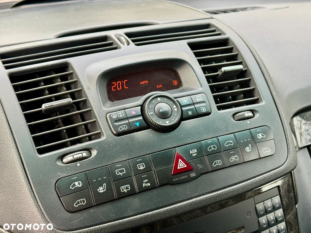Mercedes-Benz Viano - 33