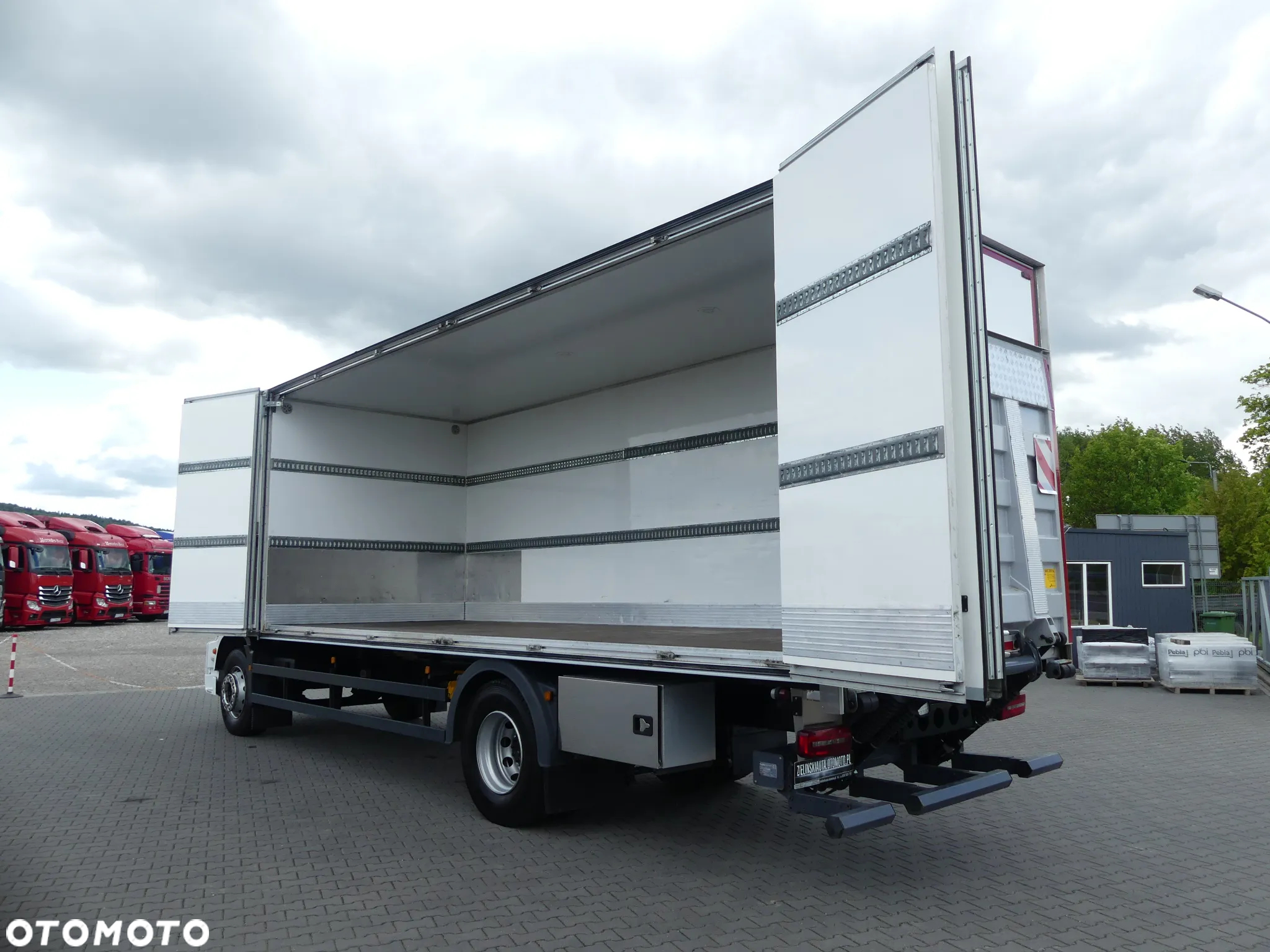MAN TGM 18.290 / EURO 6 / KONTENER + WINDA / OTWIERANY BOK / - 20
