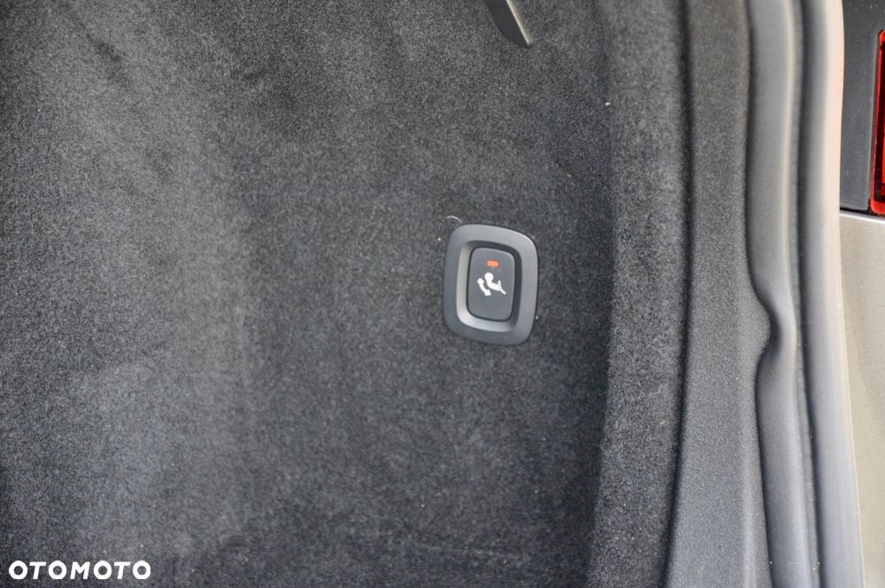 Volvo V60 B3 B Geartronic Momentum - 16