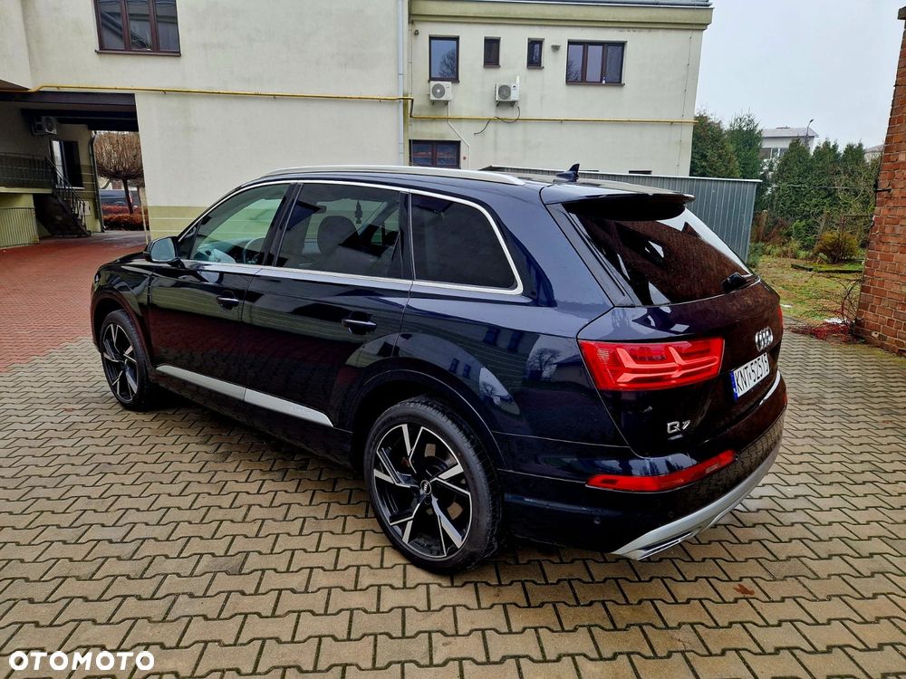 Audi Q7 - 4
