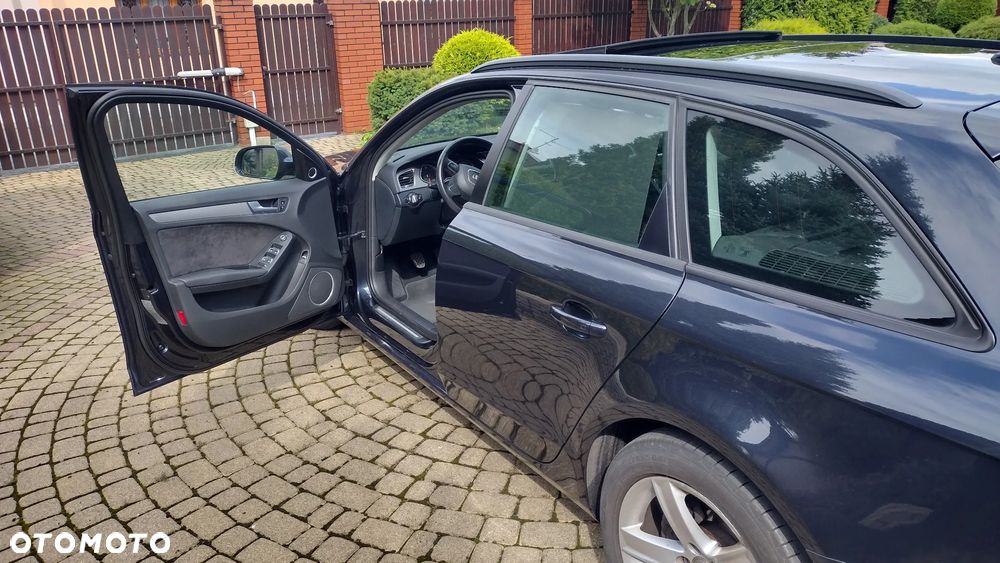 Audi A4 Avant 2.0 TDI Limited Edition - 16