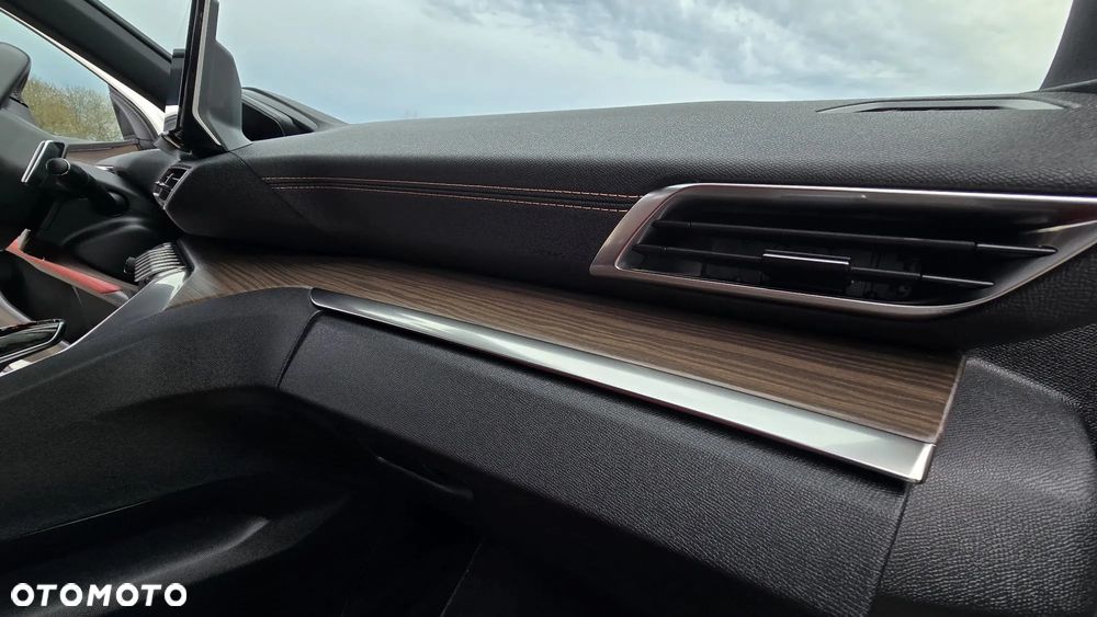 Peugeot 3008 225 e-EAT8 GT Pack - 13