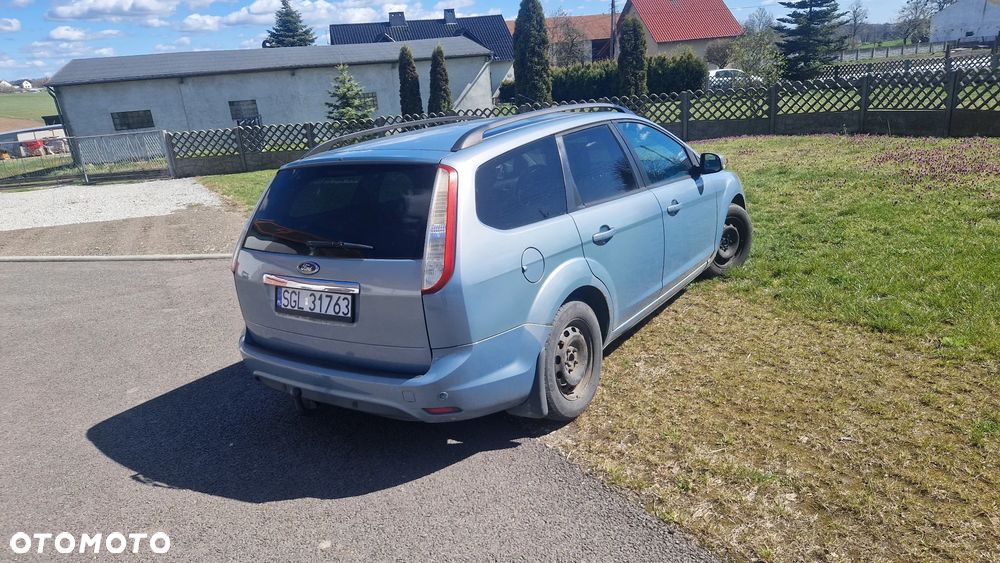 Ford Focus 1.6 TDCi DPF Titanium - 6