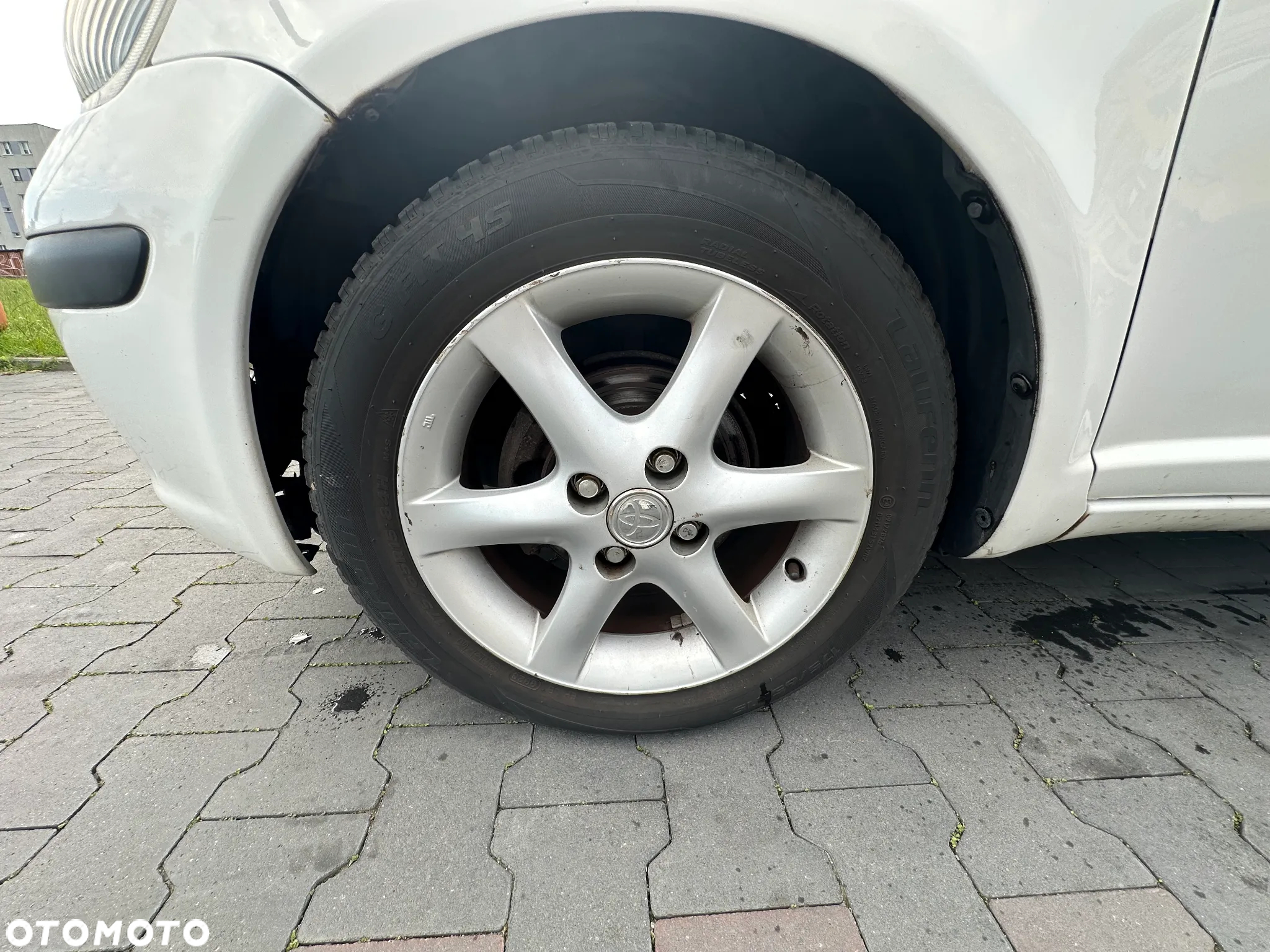 Toyota Yaris - 14