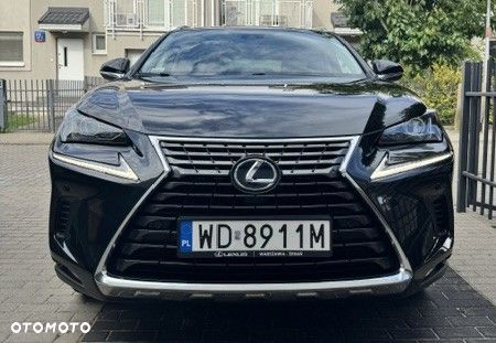 Lexus NX 300h Prestige AWD - 9