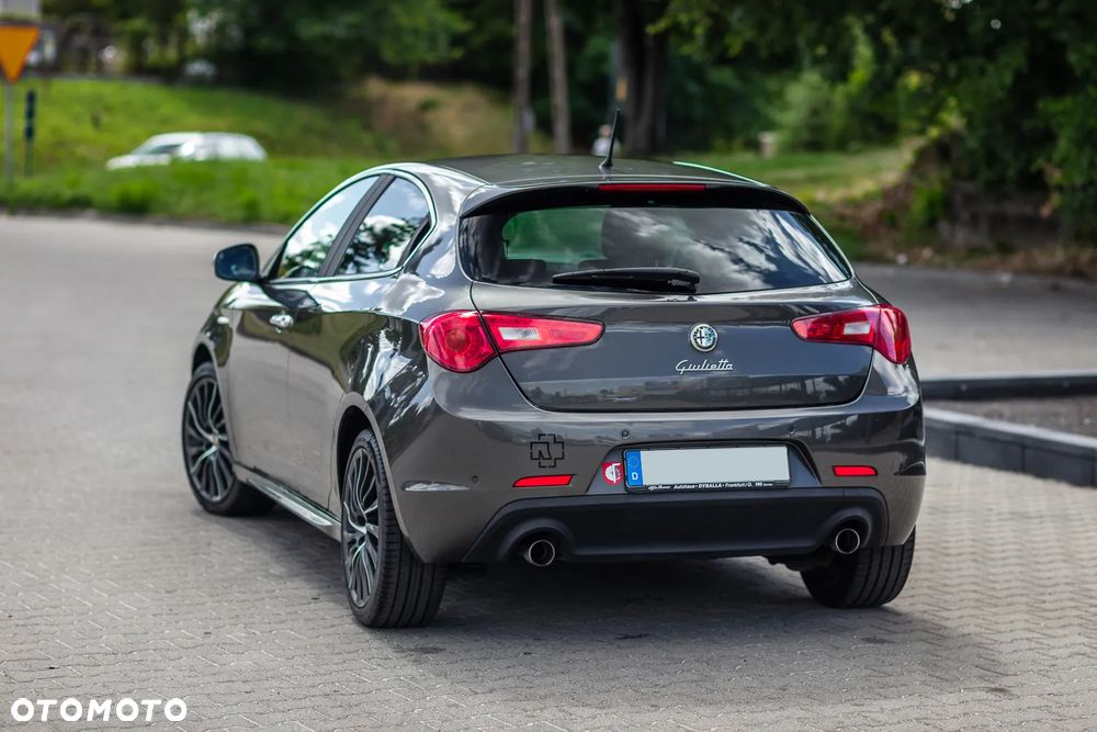 Alfa Romeo Giulietta 2.0 JTDM 20V TCT Speciale - 13