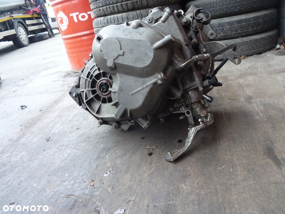 OPEL  VECTRA C 2.0T  SKRZYNIA BIEGÓW 12788917 F40 - 9