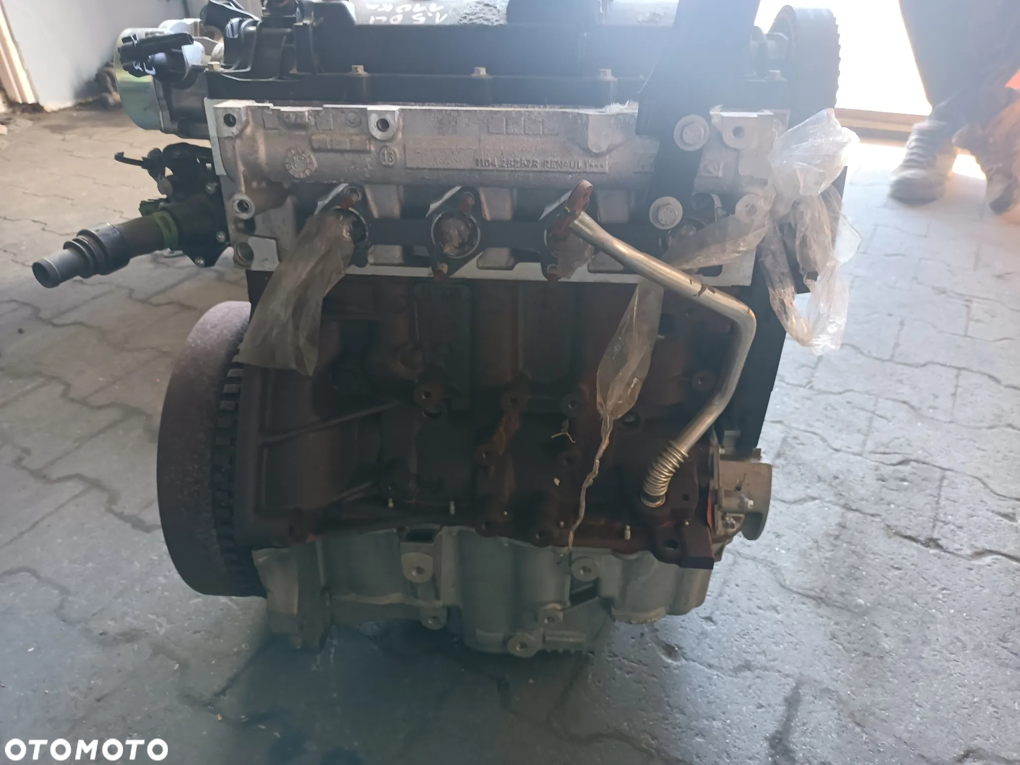 SŁUPEK SILNIKA DACIA RENAULT 1.5 DCI K9K F647 - 3