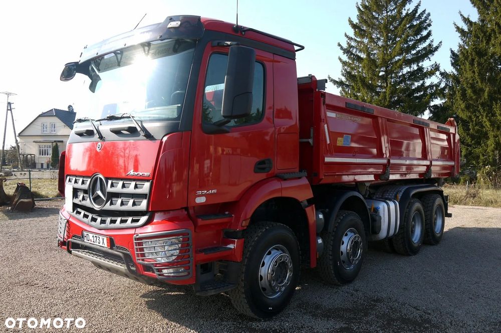 Mercedes-Benz AROCS - 1
