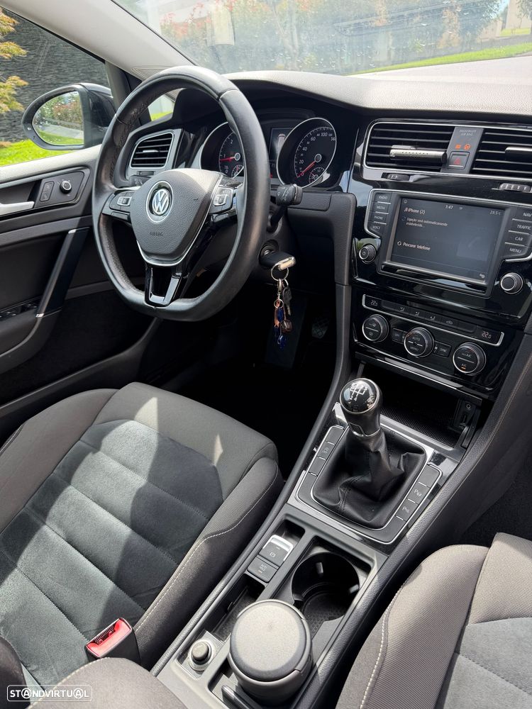 VW Golf Variant - 6