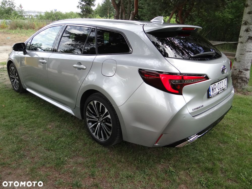 Toyota Corolla 2.0 Hybrid Executive - 10