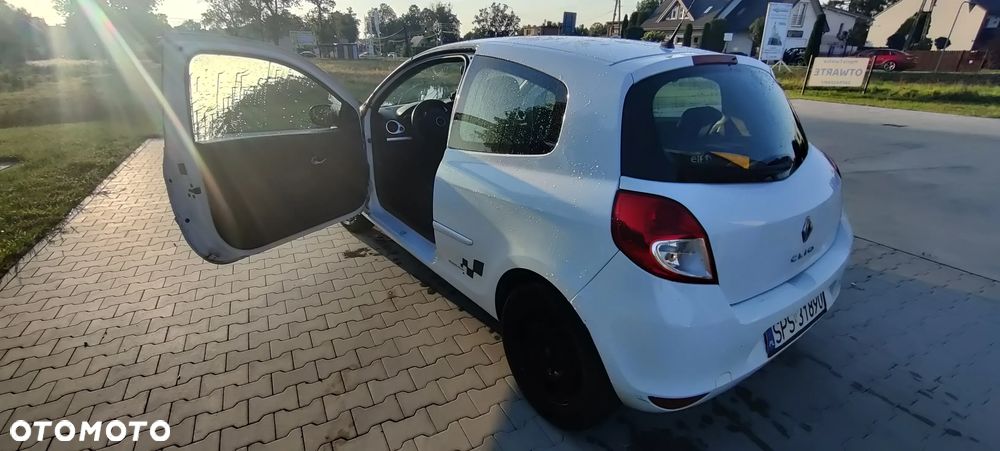 Renault Clio 1.5 dCi Alize - 1