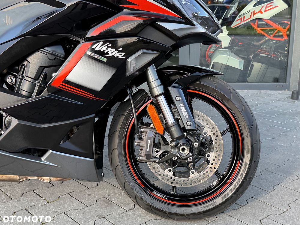 Kawasaki Ninja 1000 SX - 8