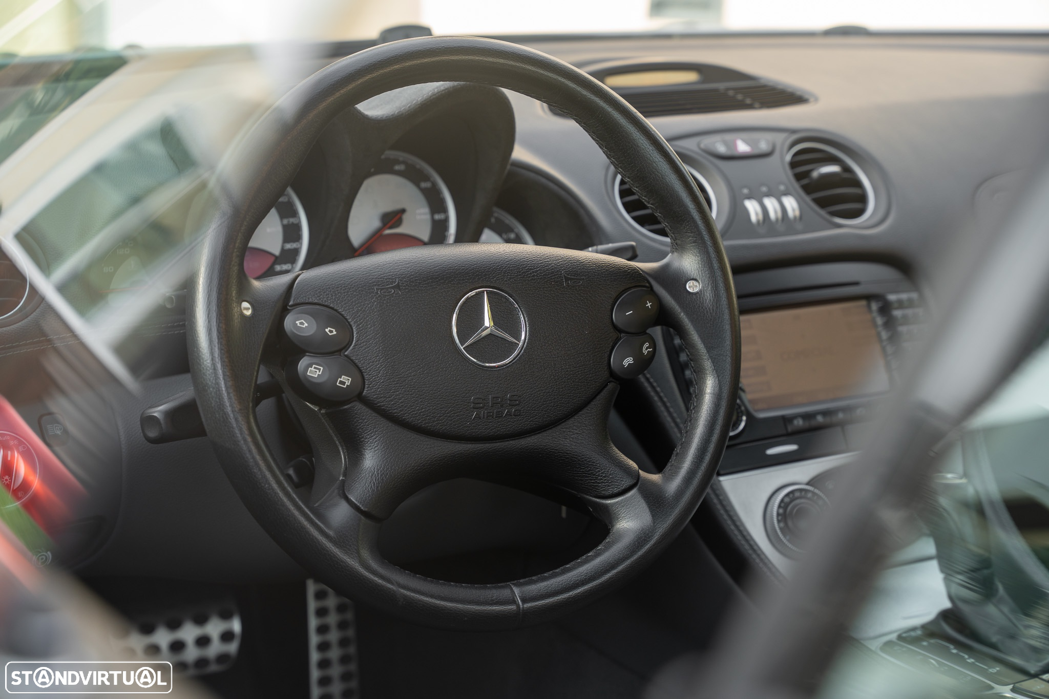 Mercedes-Benz SL 55 AMG - 12