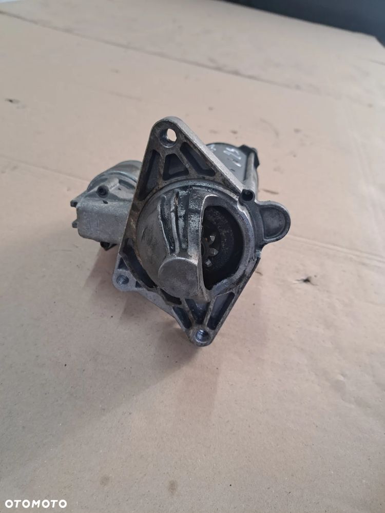 Renault Master III IV 2.3 dci rozrusznik - 3