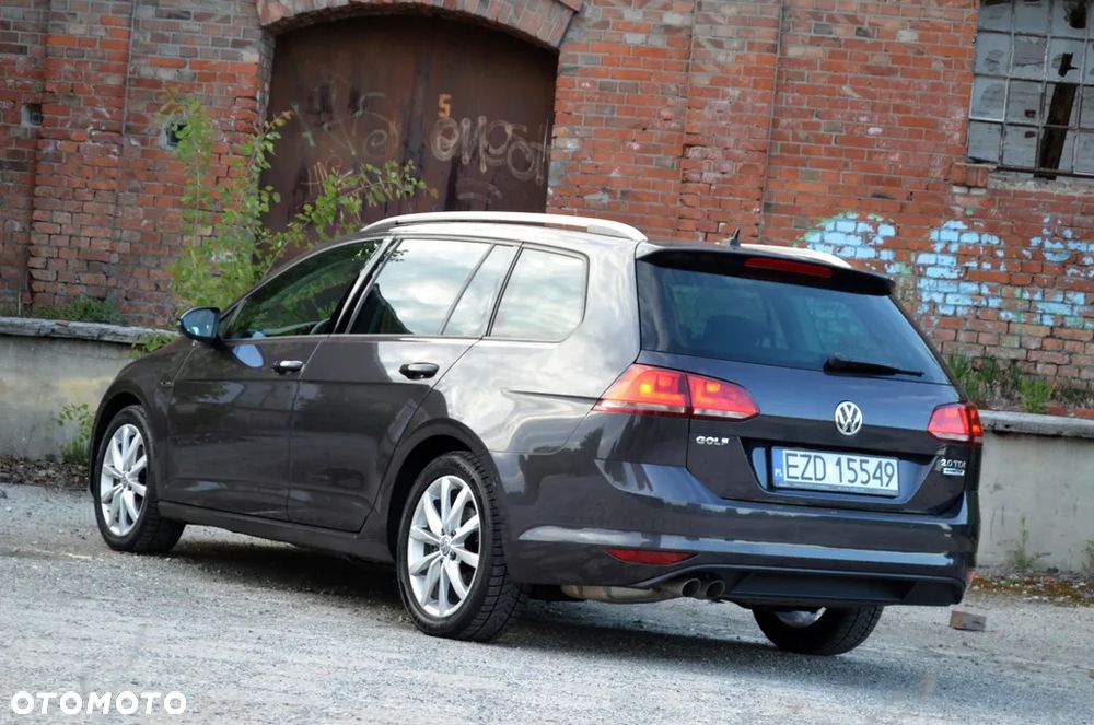 Volkswagen Golf 2.0 TDI BlueMotion Technology DSG Lounge - 17