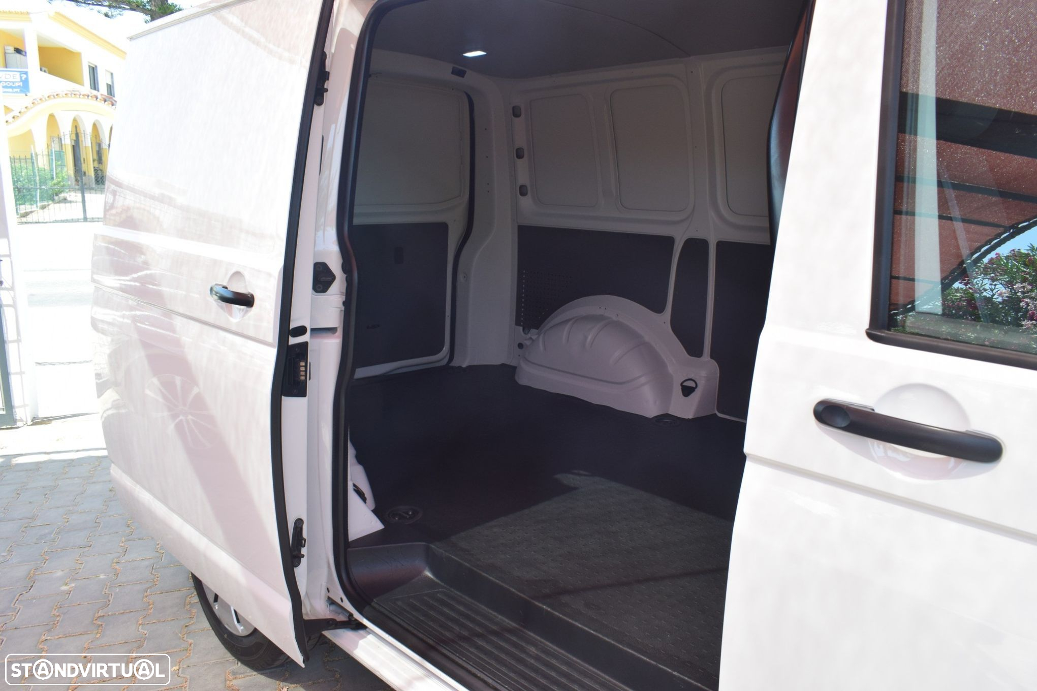 VW Transporter 2.0 TDI Extra AC - 10