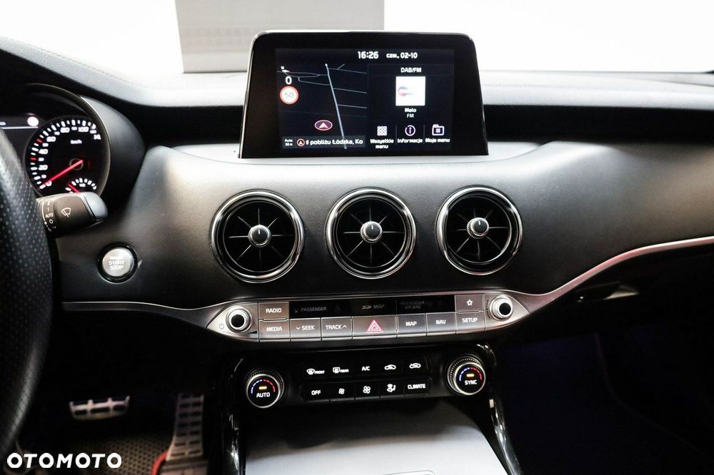 Kia Stinger - 29