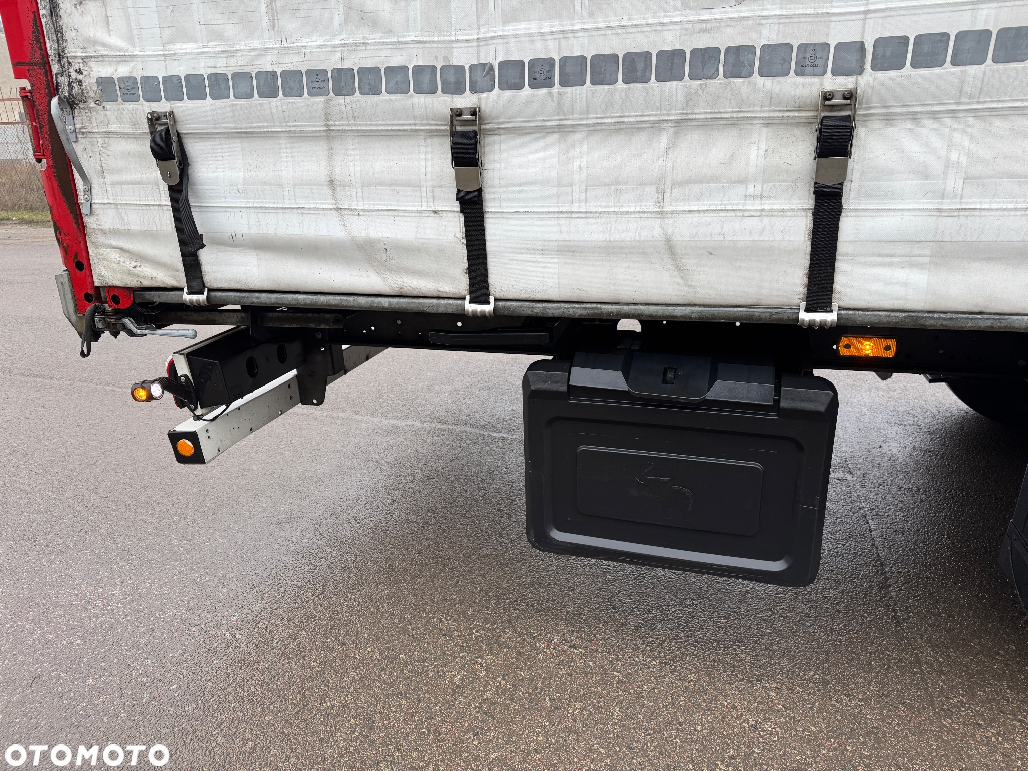 Schmitz Cargobull VARIOS ,SAF , pod. dach 2,70 - 3,05 . Sprowadzona - 9