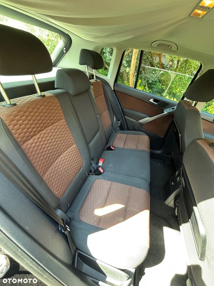 Volkswagen Tiguan - 19