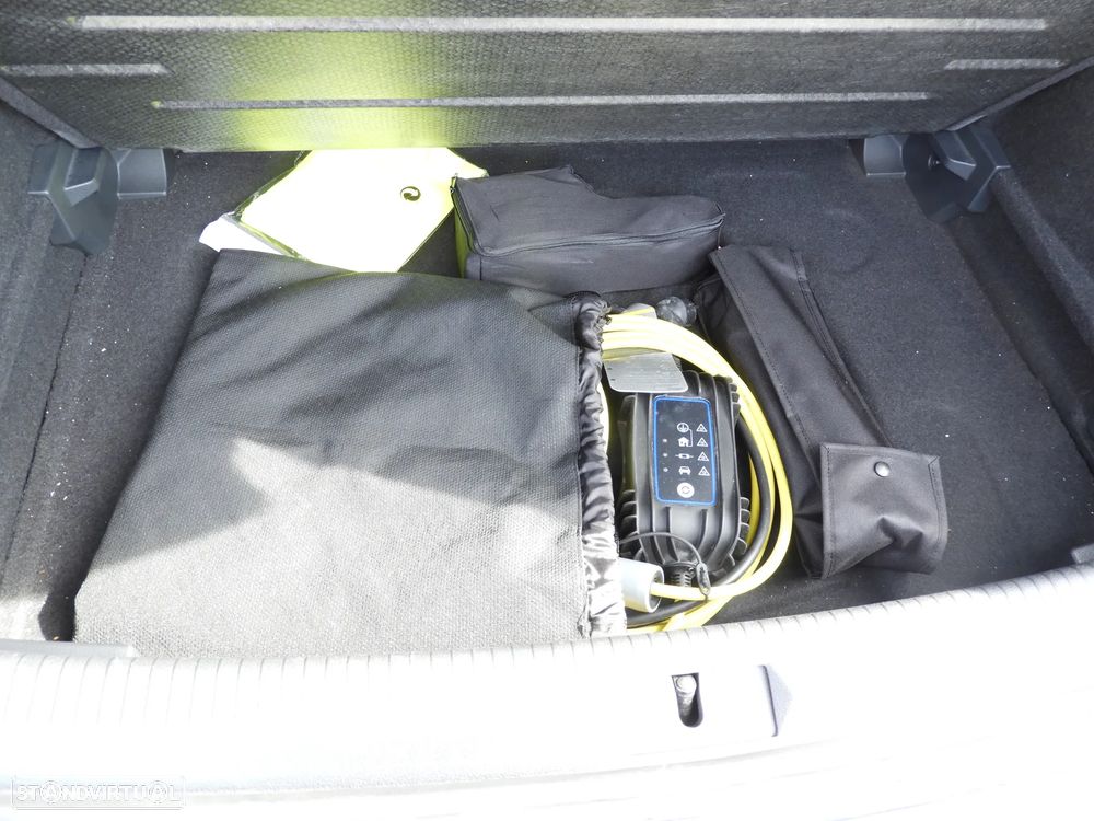 VW e-Golf AC/DC - 34