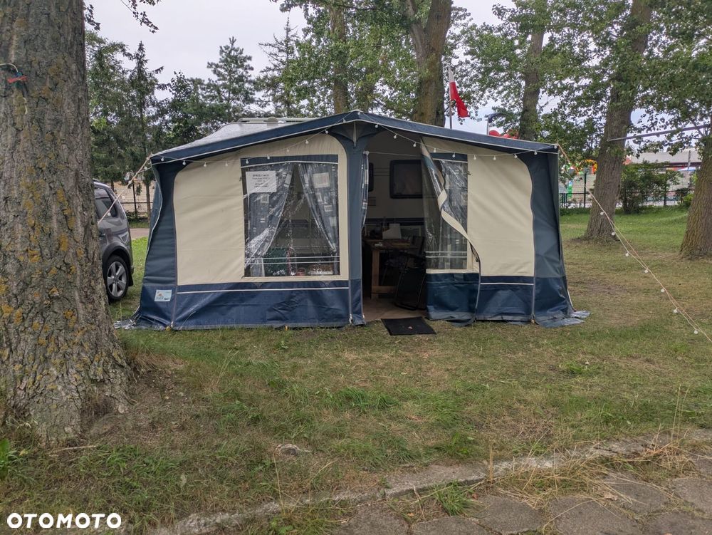 Hobby De Luxe 400 - 11