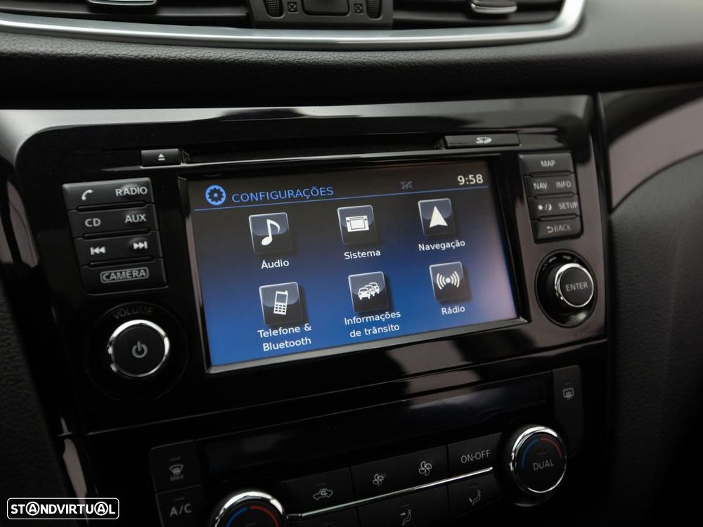 Nissan Qashqai 1.5 dCi N-Connecta - 26