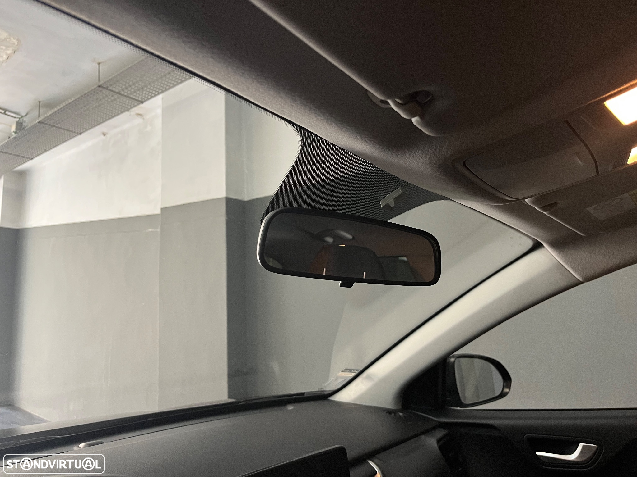 Kia Stonic 1.2 Dynamic - 37