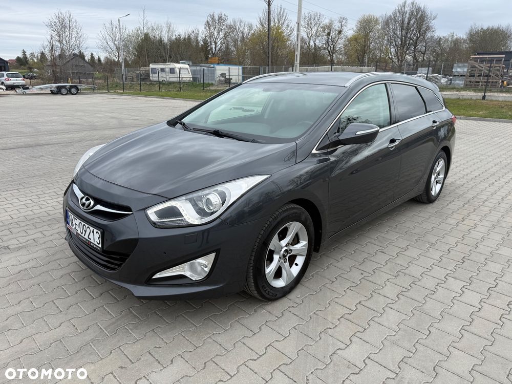 Hyundai i40 i40cw 1.7 CRDi Fifa World Cup Edition - 4