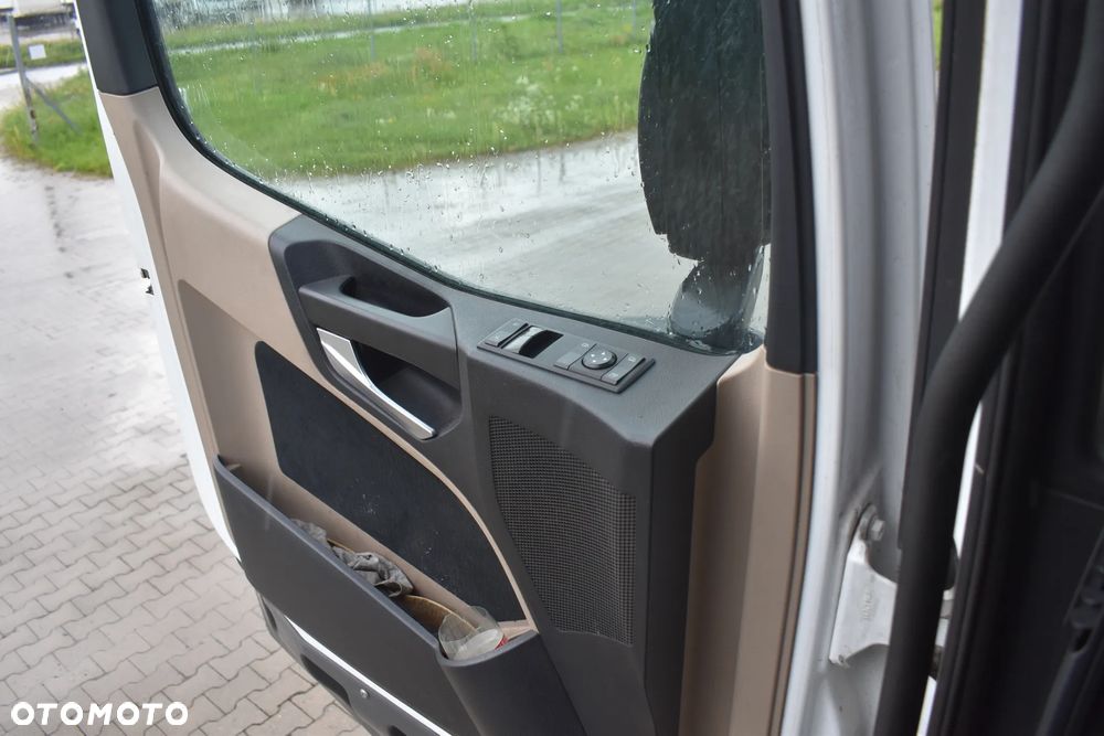Mercedes-Benz Actros 1842 - 18