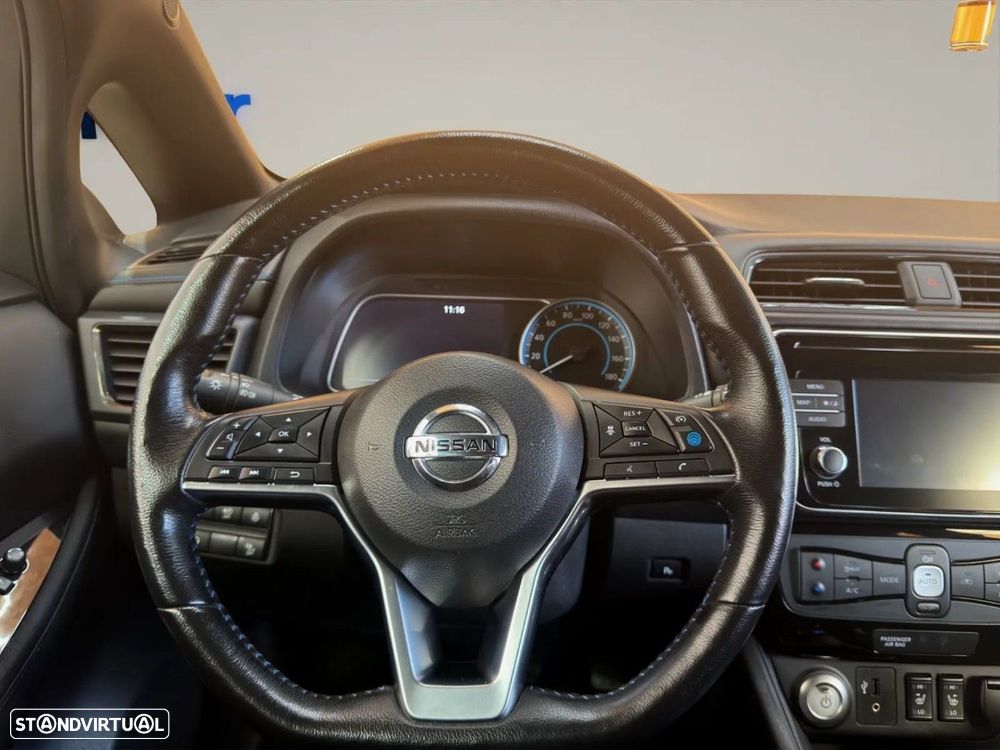 Nissan Leaf - 8