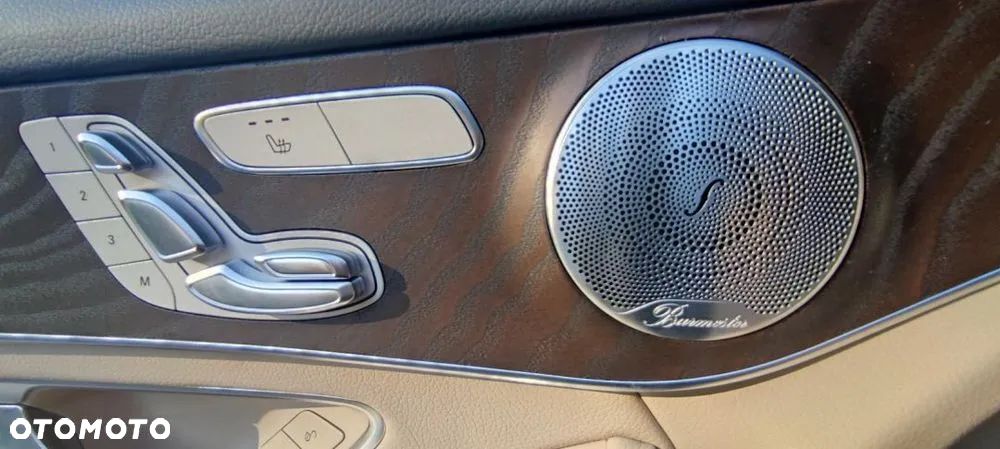 Mercedes-Benz GLC - 26