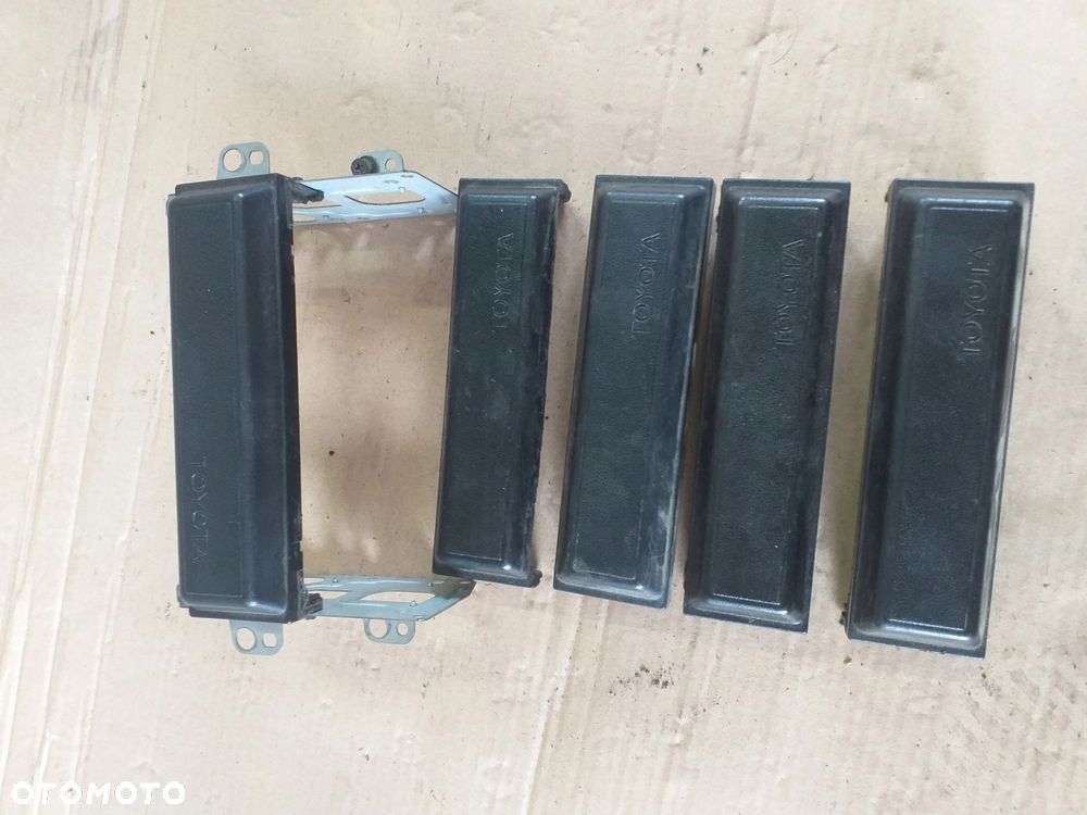 TOYOTA CELICA V 5 panel zaślepka radia ramka - 2