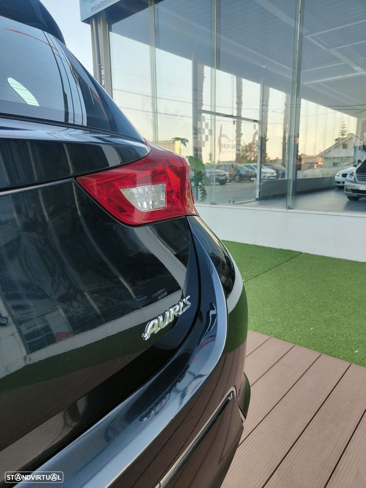 Toyota Auris 1.4 D-4D Com.+P.Sport+Navi - 19