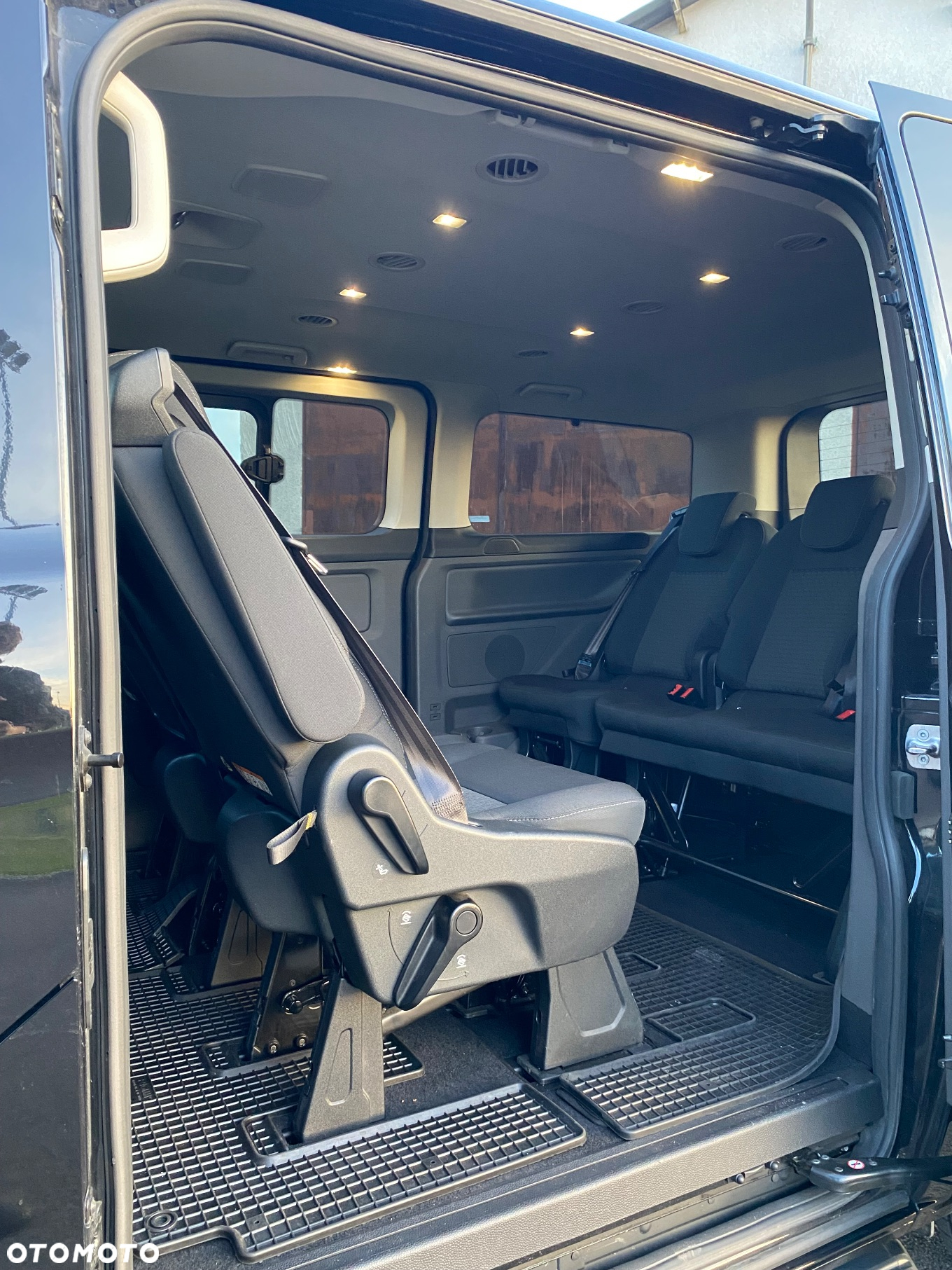 Ford Tourneo Custom 2.0 EcoBlue L1 Trend - 7