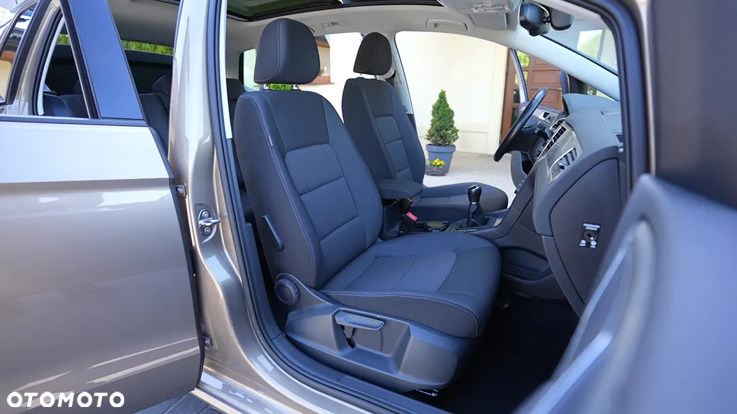 Volkswagen Golf 1.4 TSI (BlueMotion Technology) Comfortline - 32