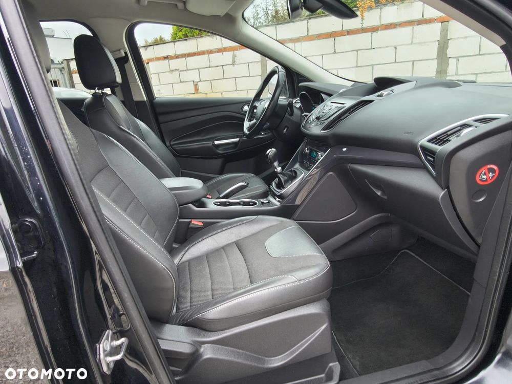 Ford Kuga 2.0 TDCi Titanium - 17