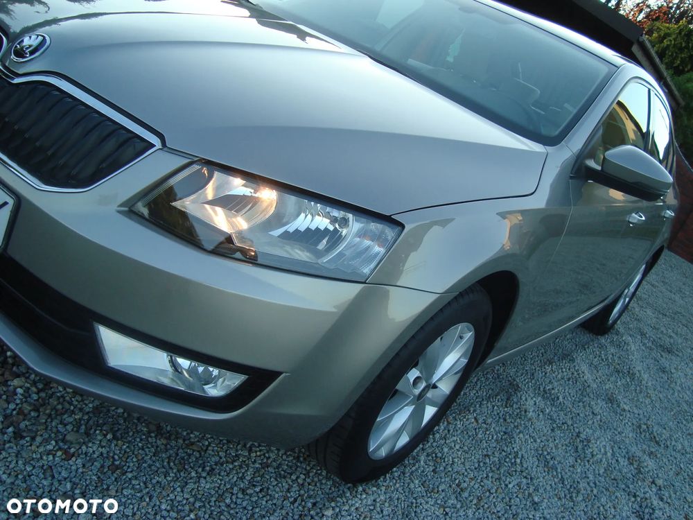 Skoda Octavia 1.6 TDI DPF Elegance - 9