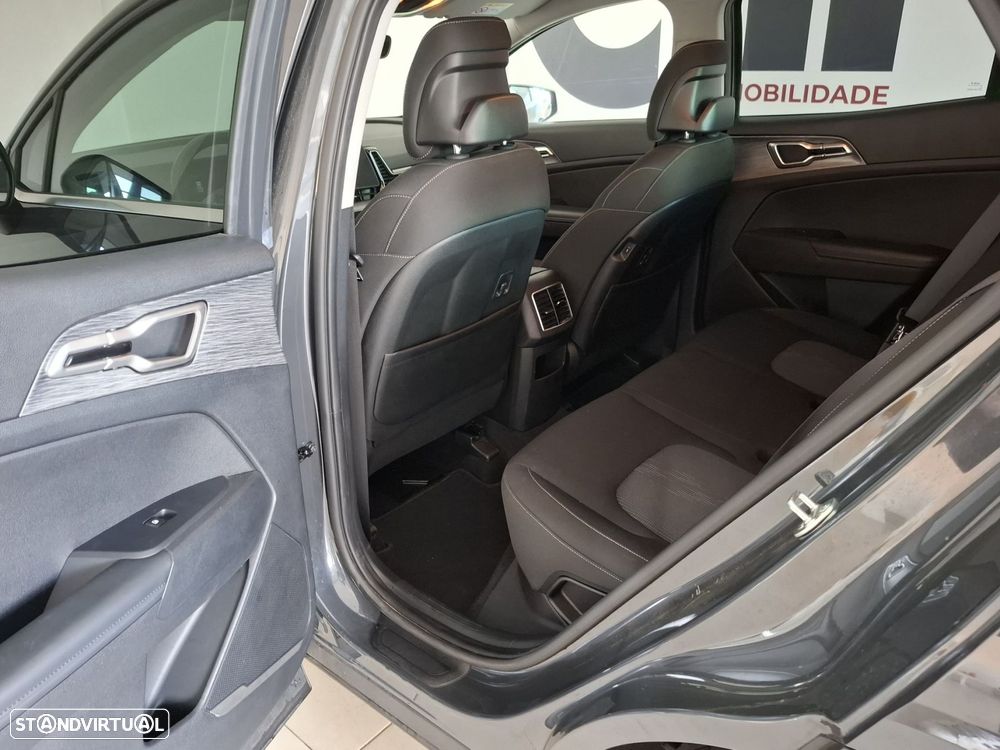 Kia Sportage 1.6 T-GDI Drive - 9