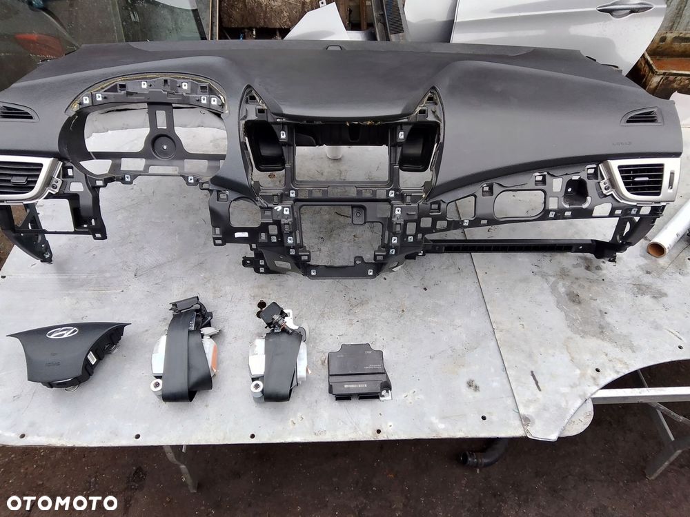 deska rozdzielcza pasy sensor hyundai i30 ii